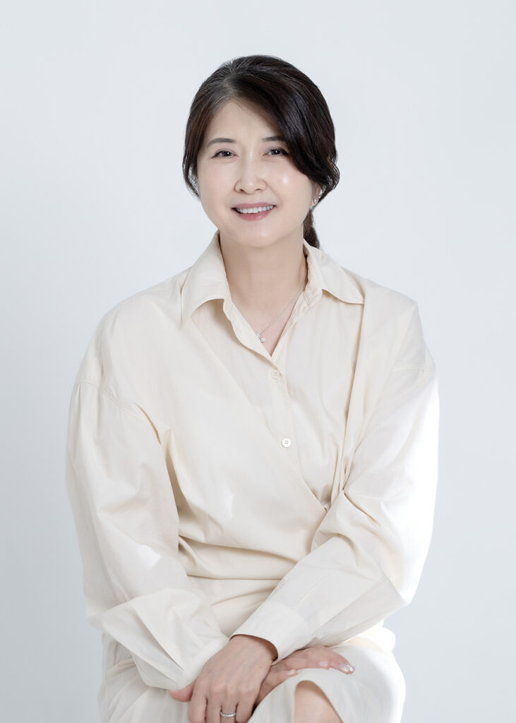 작가 프로필 사진