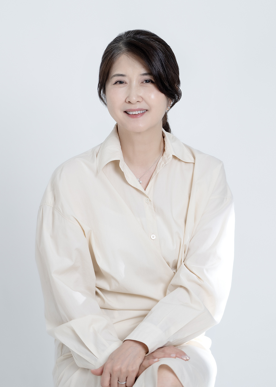 작가 프로필 사진
