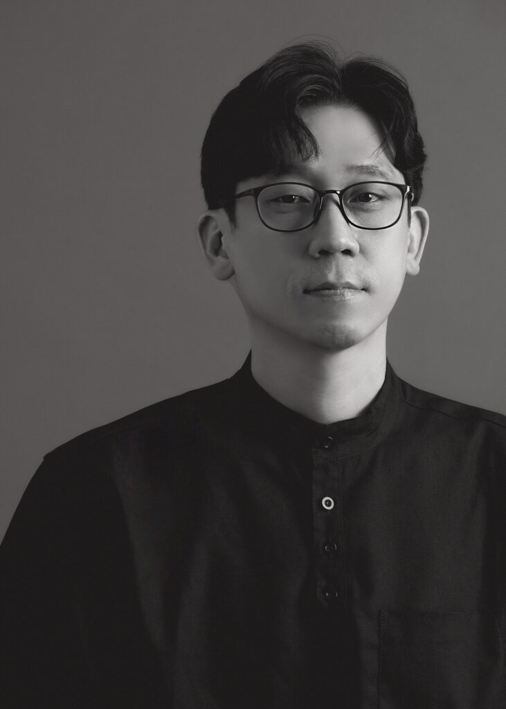 유리 블로잉 작가 프로필 사진