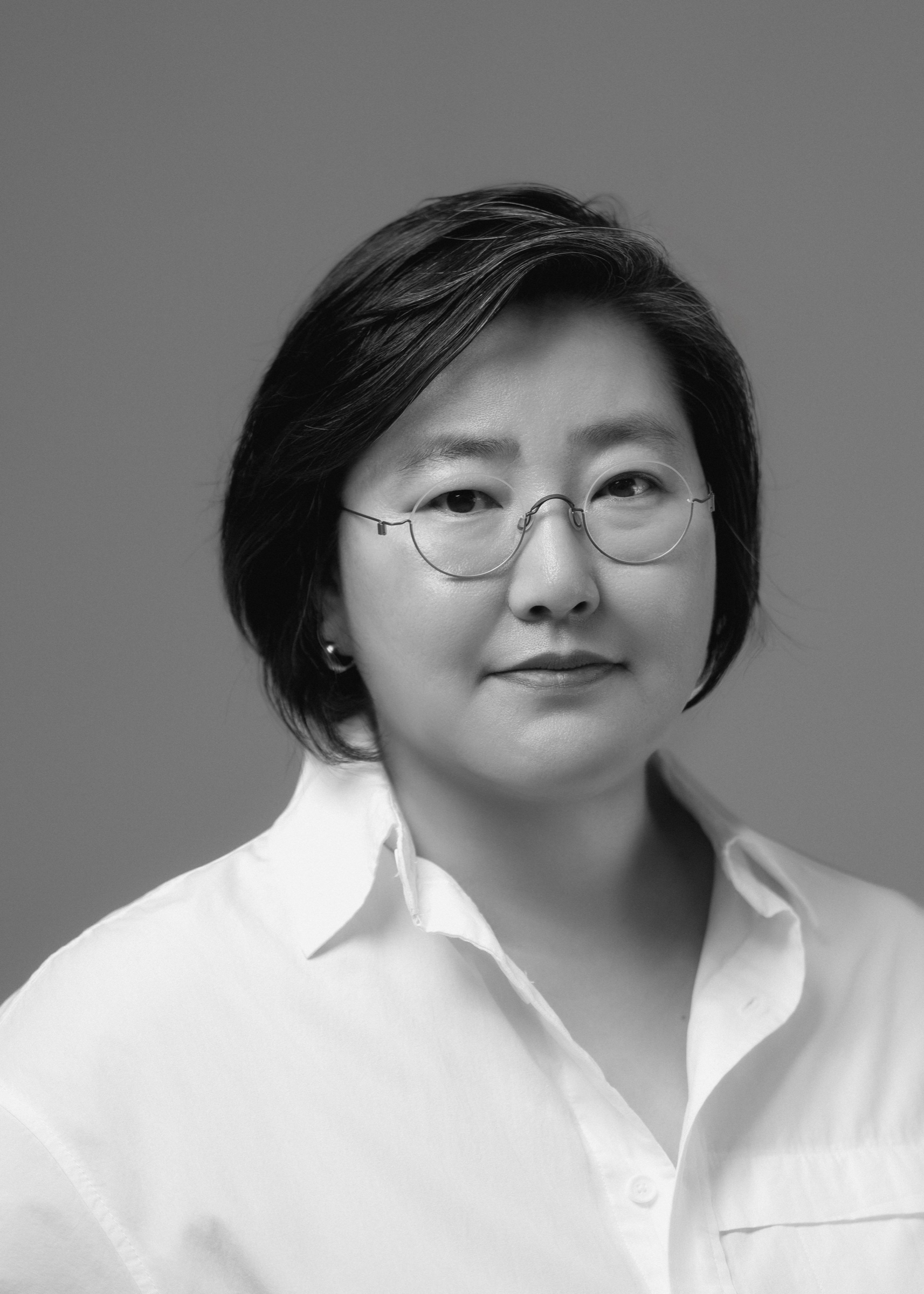 작가 프로필 사진